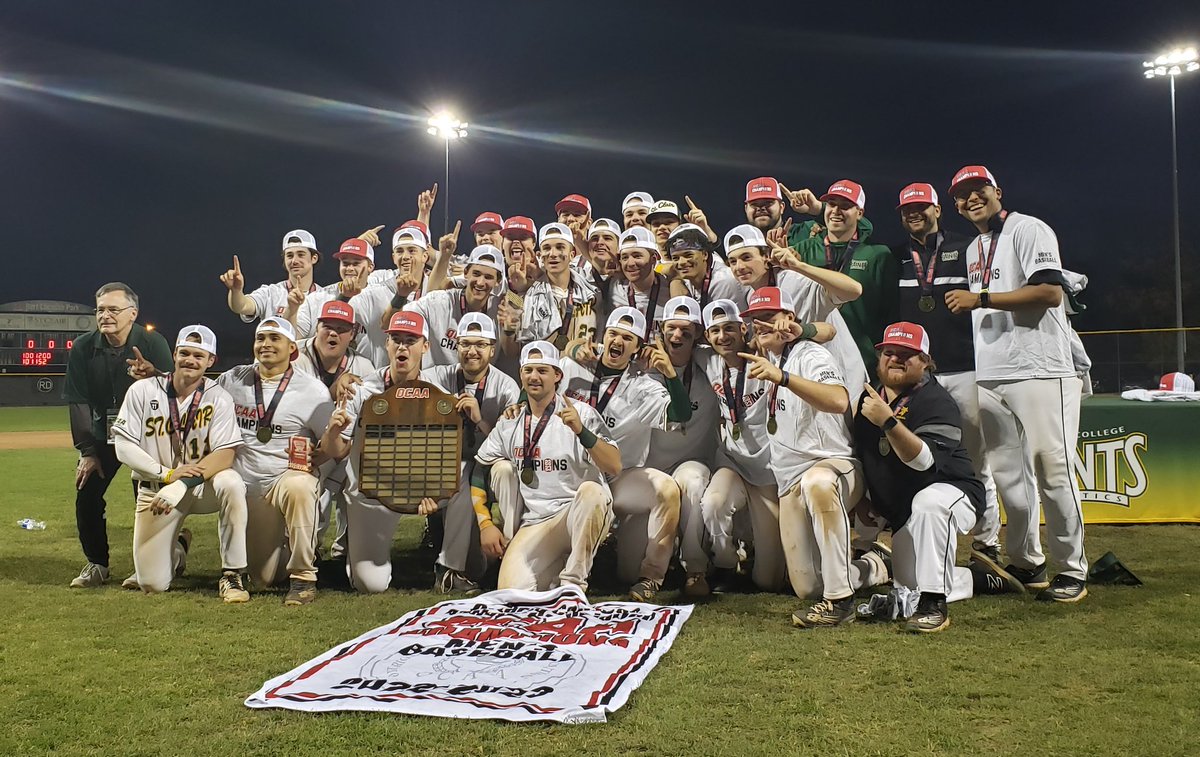 stclairsaints1's tweet photo. #OCAABASE | @stclairsaints1 Men's Baseball make history by winning both Gold Medal round games on the way to @TheOCAA Championship https://t.co/52i9POIX5P