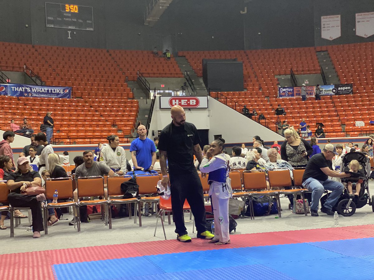 JessikaHearne's tweet photo. #Congratulations🎉🎉🎉 #SuperProudMommy #1stPlace #GoldMedalists #Paryss #TJ #TaekwondoTournament 🤗🥰😘 #KeepUpTheGreatWork❤️ #ParyssAndTJ 💗💙 #GirlMom #BoyMom #ItsTJsHeadKickForMe 🤷🏽‍♀️ #ItsParyssTakingOffHerEarringsForMe 💗 🌟🌟🌟🌟🌟🌟🌟🌟🌟🌟🌟🌟#idonotowntherightstothismusic https://t.co/XXFZDyP8CH