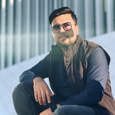 QQezelbash's tweet photo. #NewProfilePic https://t.co/WyJlEoLAzY