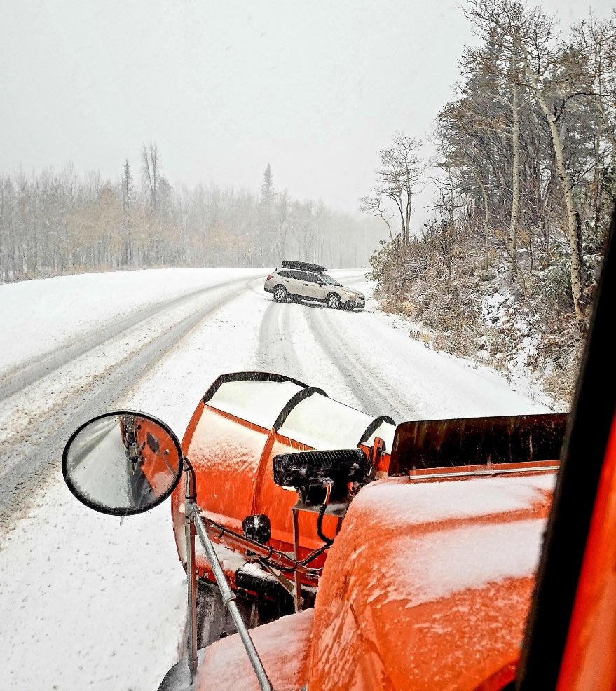 UDOT Cottonwood Canyons tweet media