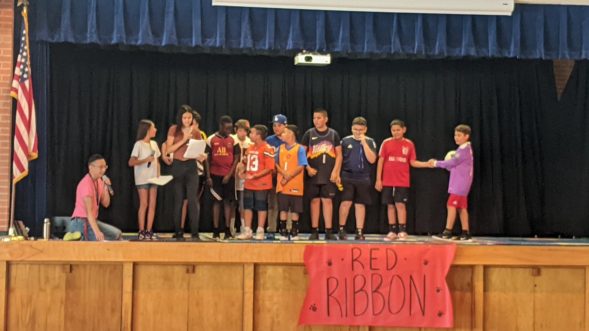 HartfordSEH's tweet photo. Hartford STUCO kicked off our Red Ribbon Celebration with an amazing assembly for our school! Thank you Mr. Nguyen and Mrs. Alcala for all your hard work! Chandler Unified School District @cusd80 #redribbonweek2022 https://t.co/2OSs29uMUc