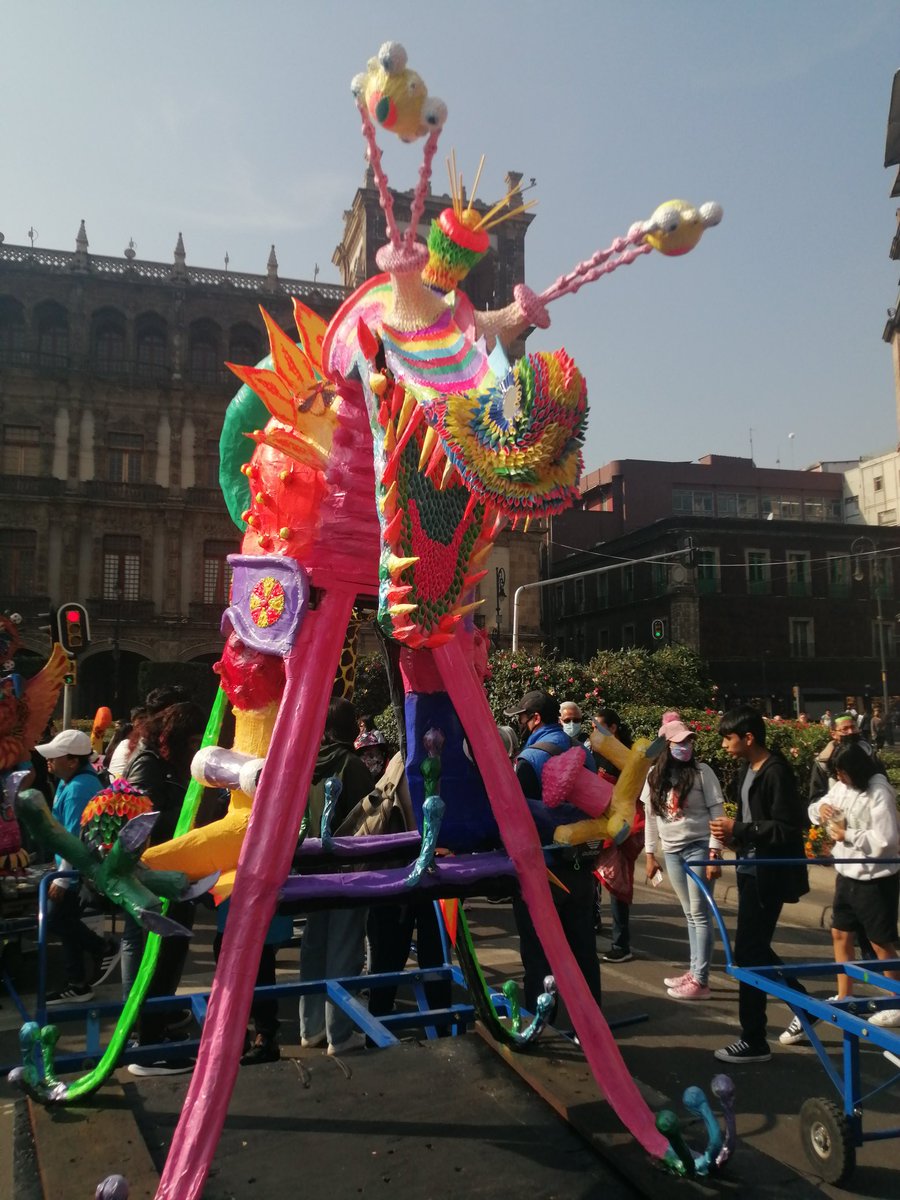 KimStarSol's tweet photo. Participando en el desfile de Alebrijes
 @farodeoriente
#desfiledeAlebrijes
#CDMX https://t.co/WPS5Xj6HqT