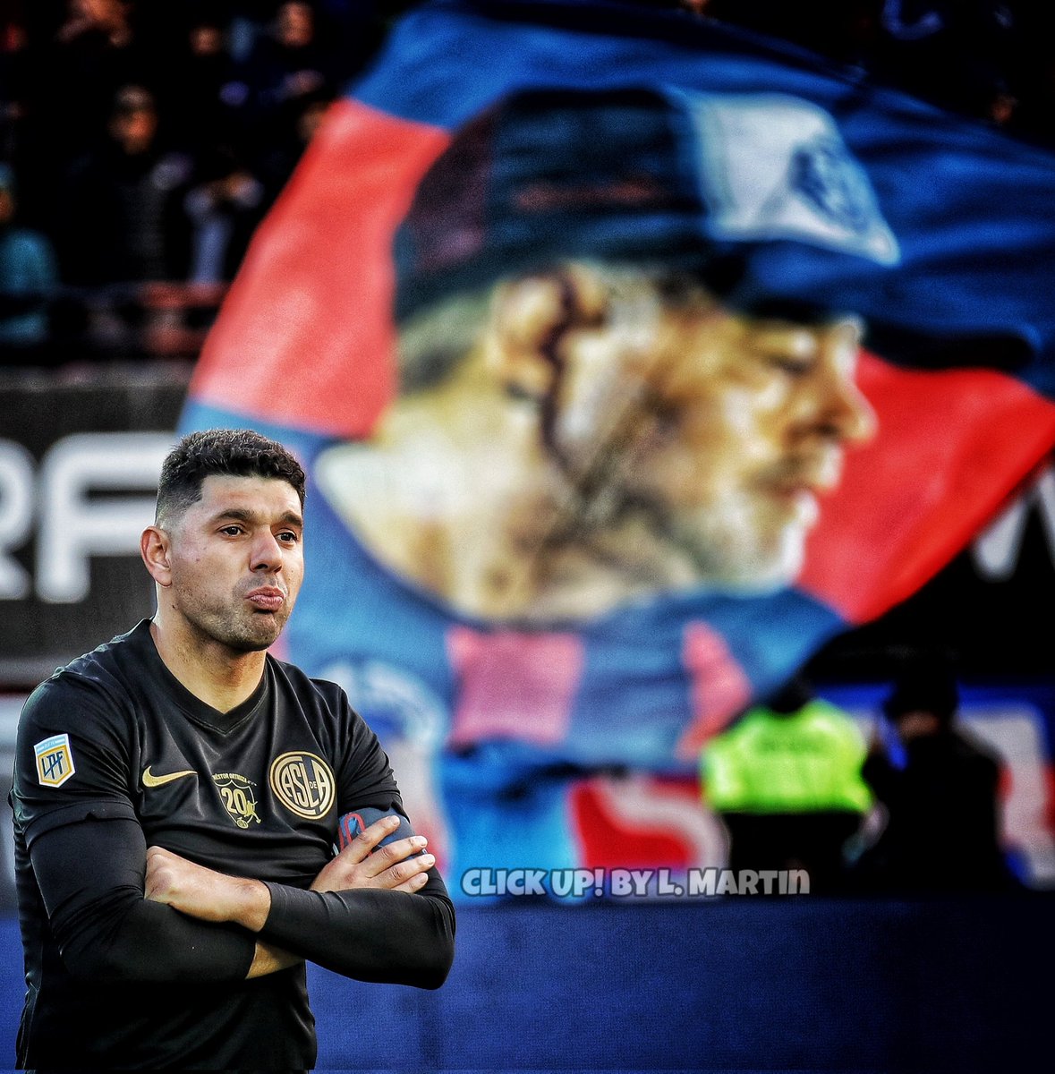 Se va vestido de cuervo...
#ortigoza   #SanLorenzo #clickupsports