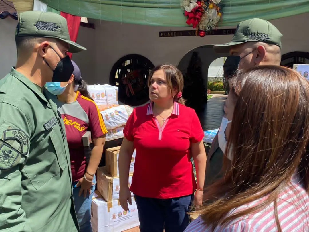aurribarri9's tweet photo. Estamos juntos con nuestro pueblo de Aragua .@NicolasMaduro .@vladimirpadrino .@dhernandezlarez .@arparrayarza .@Guayana_Invicta .@GobLizeta https://t.co/p0qa2QpiFY
