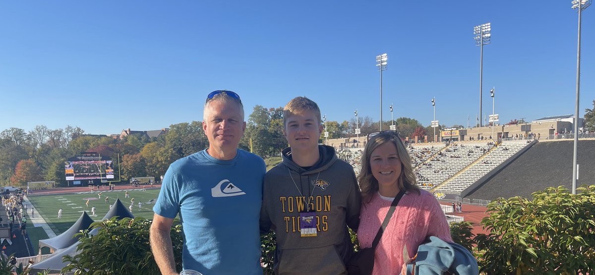 Today was a little extra special recruiting visit with ⁦@JacksonSigler_⁩  and ⁦<a href="/JessicaSigler1/">Jessica Sigler</a>⁩ . My dad is in the hall of fame here as a decathlete and my mom played basketball for Towson. Great area! To top it off we got to see our friend ⁦<a href="/cookrkc12/">Coach Rashad Cook</a>⁩!