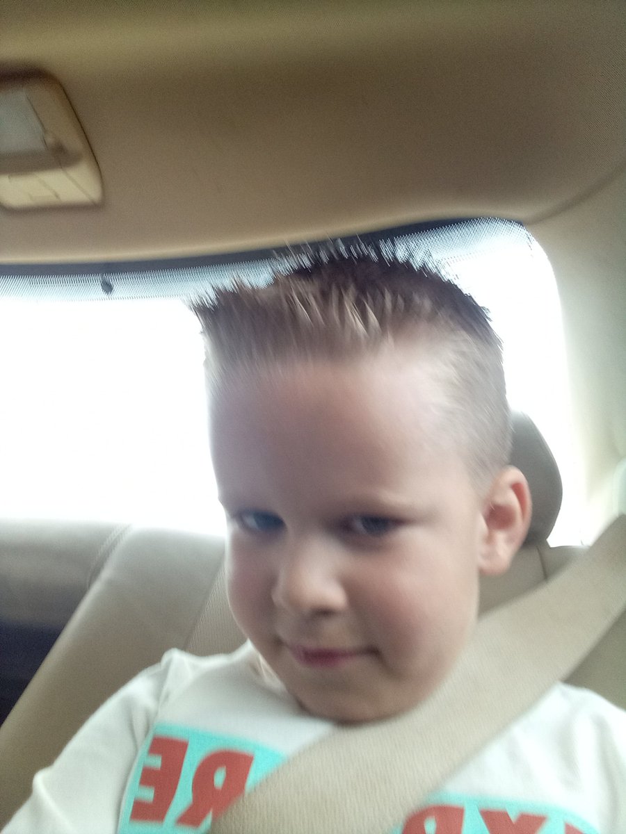 Robloxhelp69's tweet image. Nice haircuts