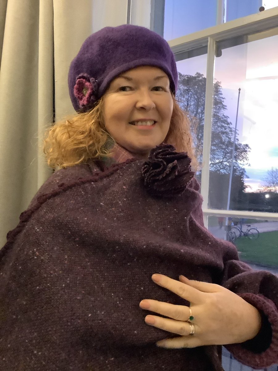 ShamrockSpring's tweet photo. Fabric friends appreciate the true cost of fashion 
Original designs 
Fresh fashion for those who care #earthrising 💚#woolworks https://t.co/oGdHCqg8V2