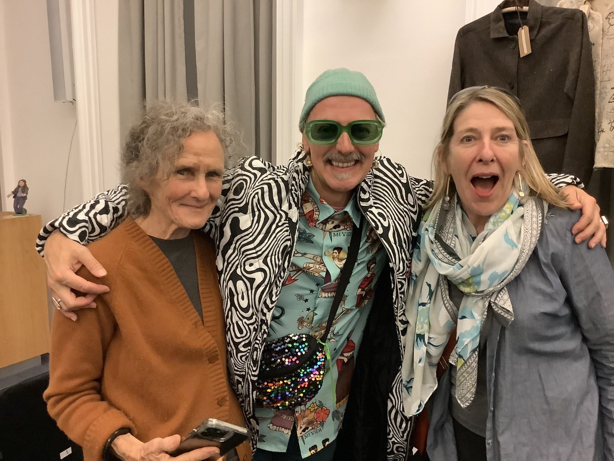 ShamrockSpring's tweet photo. Fabric friends appreciate the true cost of fashion 
Original designs 
Fresh fashion for those who care #earthrising 💚#woolworks https://t.co/oGdHCqg8V2