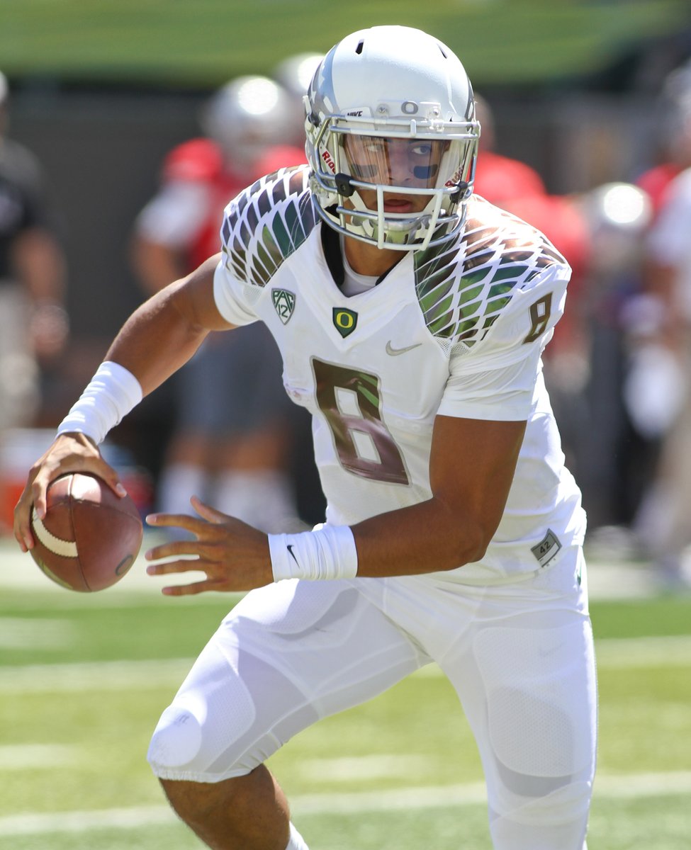 BR_CFB's tweet photo. Bo Nix becomes the third QB since 1996 to throw 5-plus passing TDs multiple times in a season, per @JamesCrepea

The last two? Justin Herbert (2019) and Marcus Mariota (2014) https://t.co/fD2dNq6s6m