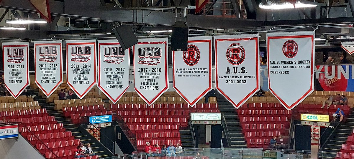 Nice to see some new <a href="/UNBWHockey/">UNB REDS Women's Hockey</a> banners hanging at the AUC.