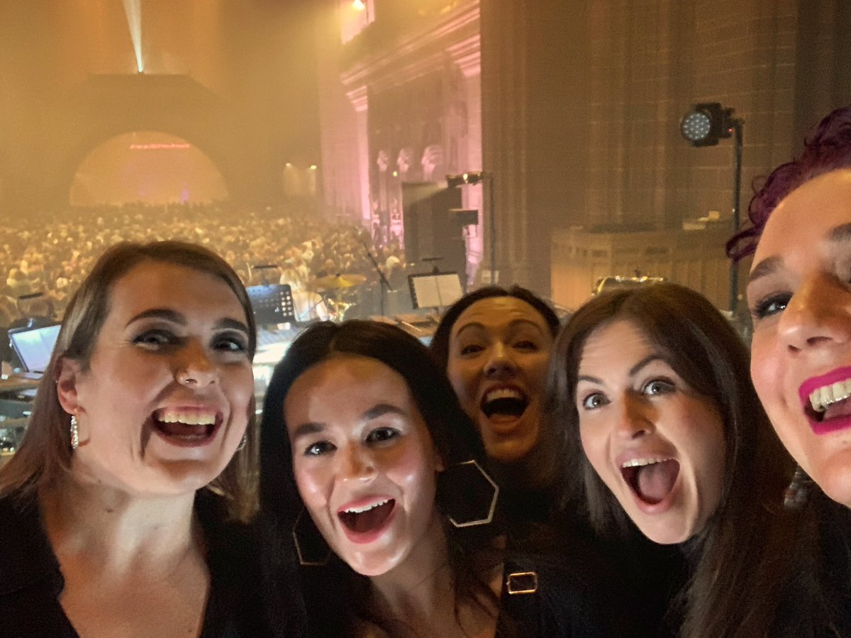 jazaminsinclair's tweet photo. Great 2nd night singing with @senseofsoundUK at @officialcream classics
#music #livemusic #singing #dance #tunes #gigs #singers #dancetunes #cream #kklass #liverpool #liverpoolmusic #onstage #performance #gig #colour #musicianlife #giglife #fun #love #joy #songs #senseofsound https://t.co/EUPdrLBMUI