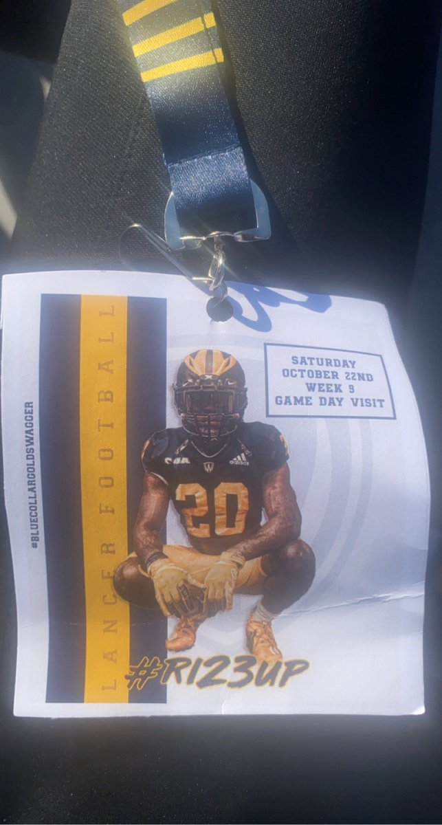 Thank you <a href="/UWLancerFB/">LancerFootball</a> for having me out today for a game day visit. <a href="/CoachBeardy/">Randall Beardy</a> <a href="/Coach_PDonovan/">Patrick Donovan</a> <a href="/coachjoeLancers/">Joe Circelli</a> <a href="/CoachCircelli/">Jean-Paul Circelli</a>. Had a great time witnessing the first playoff berth in 8 years!!