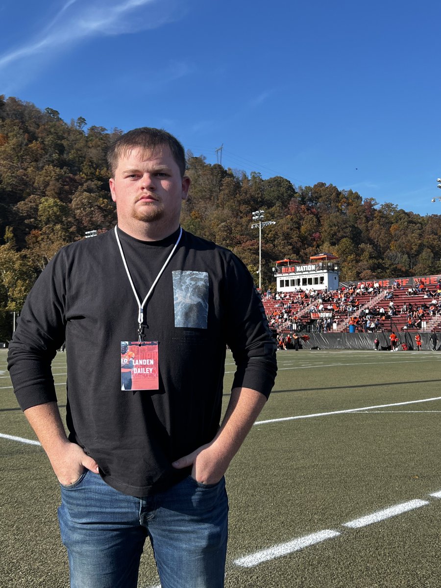 Wanna give a big thank you to <a href="/CoachCBoyle/">Coach Boyle</a> @CoachDevoUPike for the visit today