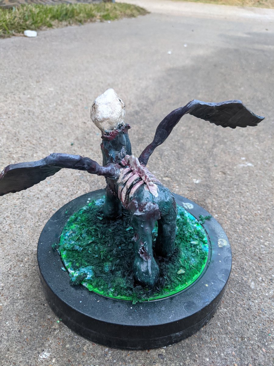 Cleodollnile's tweet photo. Zombie pegasus! Definitely went about of the box!! I'm so proud of myself!! π§+π=π§π΄ @NerdECrafter #SUPERNERDEBOX #NerdEcrafter #Supernotanothercrapkit https://t.co/v8t2tsRTn1