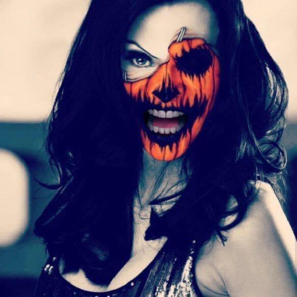 Who is ready for #HalloweenHavoc? This Girl… 😈👑💪🏼🇨🇦