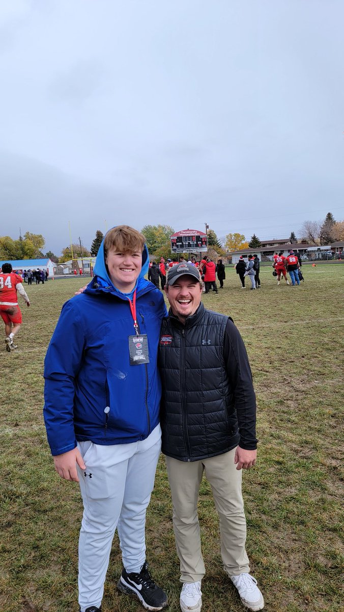 jacobpeck2023's tweet photo. Had a great game day today watching @UMWFootball take down the #7 team in the country! Thank you @CoachRamsey406 for invite out!
@CoachNourse_UMW @Coach_CookUMW @Coach_Martello @CoachJed_UMW 
#gobulldogs https://t.co/rBEdOXnAsJ