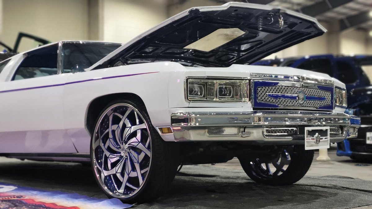 DLuxKreationz's tweet photo. #StreetCredibility My 10 year build. Today was her 1st show. Blood.Sweat.Tears. Started from the bottom now we here... #AshyToClassy #ASoldiersFortune #DLuxKreationz #NokturnalCarClub #TiarraLuxuryGrilles #AmaniForged #PhilsUpholstery #WilwoodBrakes #MmatsCarAudio #Intellitronix https://t.co/LJQsKZIhhP