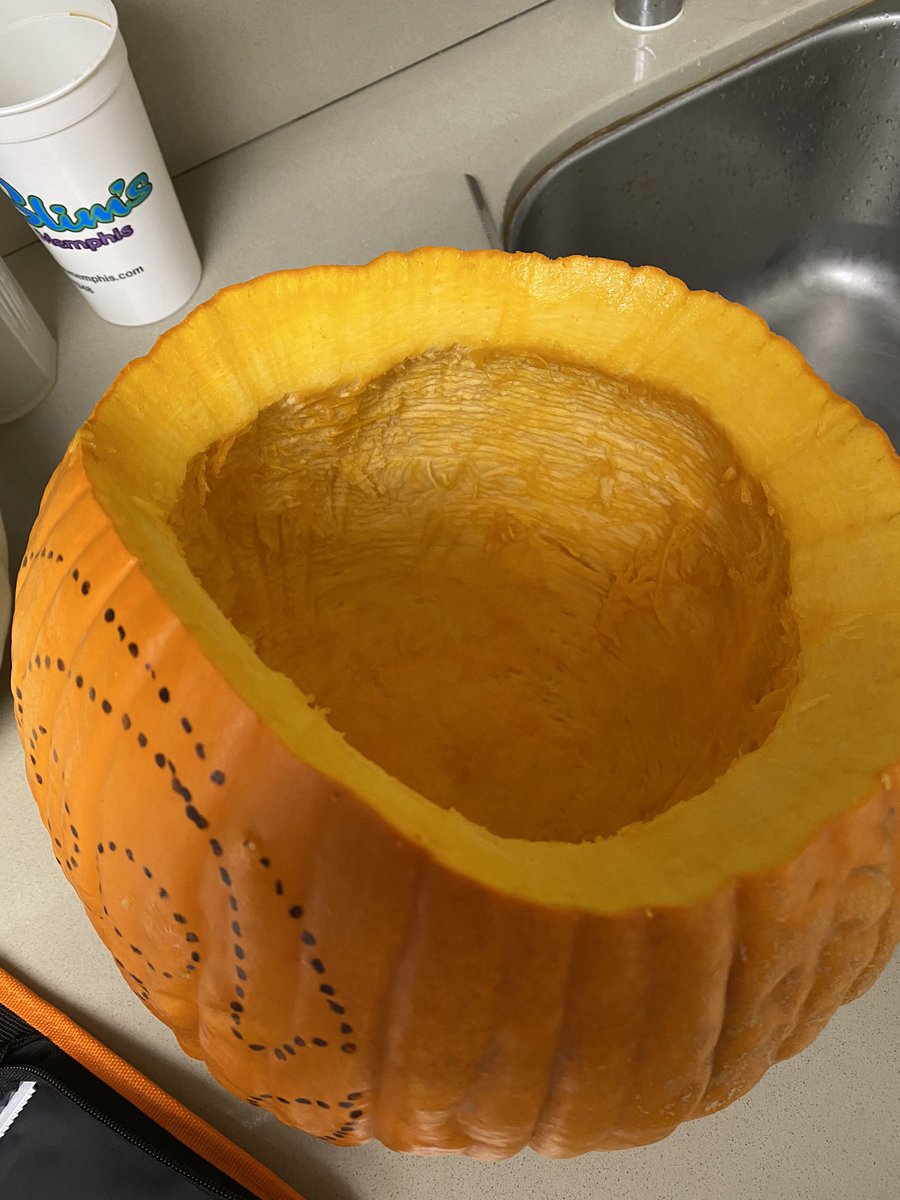 allprodrone's tweet photo. Seasonal decoration with a purpose for my Sunday morning catering at church. Carving the pumpkins and using them as fruit bowls. Show you all the set up tomorrow. Behind the Scenes prep. #GodIsGood #chefprep #cooking #october #seasonaldecorations #pumpkinseason https://t.co/woYgvNICgn