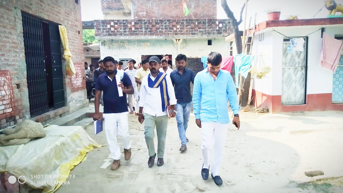 AwaazNb's tweet photo. भीम आर्मी भारत एकता मिशन आजमगढ़ उत्तर प्रदेश ब्लाक बिलरियागंज ग्राम सभा खजियाबार मे मीटिंग की गई जिसमें मुख्य अतिथि भीम आर्मी के जिला संयोजक (अध्यक्ष) मा. विपिन राव जी रहे भीम आर्मी की तरफ से सदस्यता अभियान चलाया गया जिसमे सैकड़ों लोगों ने भीम आर्मी की सदस्यता ग्रहण किऐ https://t.co/yhZ9Iwdz3I