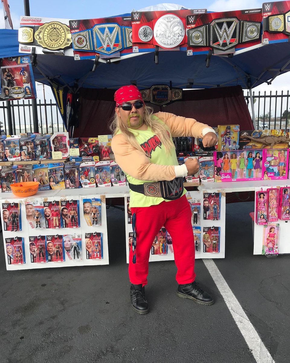 capt_marvelous's tweet photo. @HulkHogan running wild brother!!! https://t.co/HHNnyg7hs4