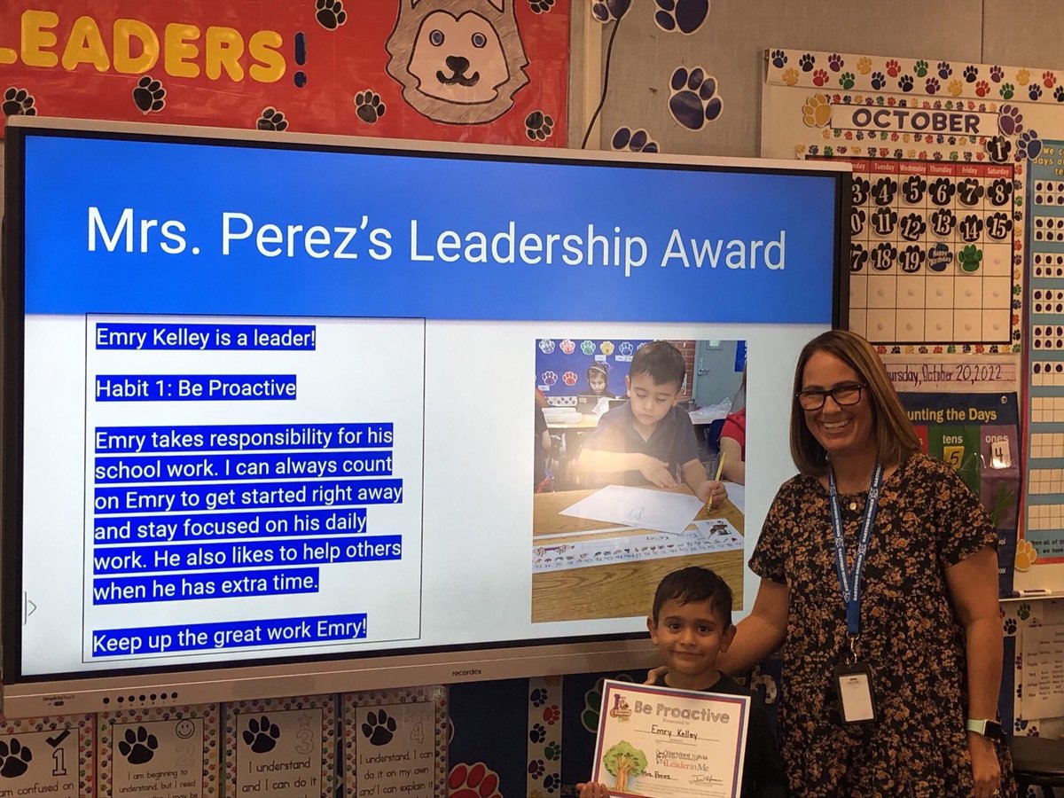 HartfordSEH's tweet photo. Congratulations to all of our Husky Leadership Winners for First Quarter!  We have a school full of amazing Leaders!  @cusd80 #wearechandler #hartfordhuskies https://t.co/QnpJDzjSnX