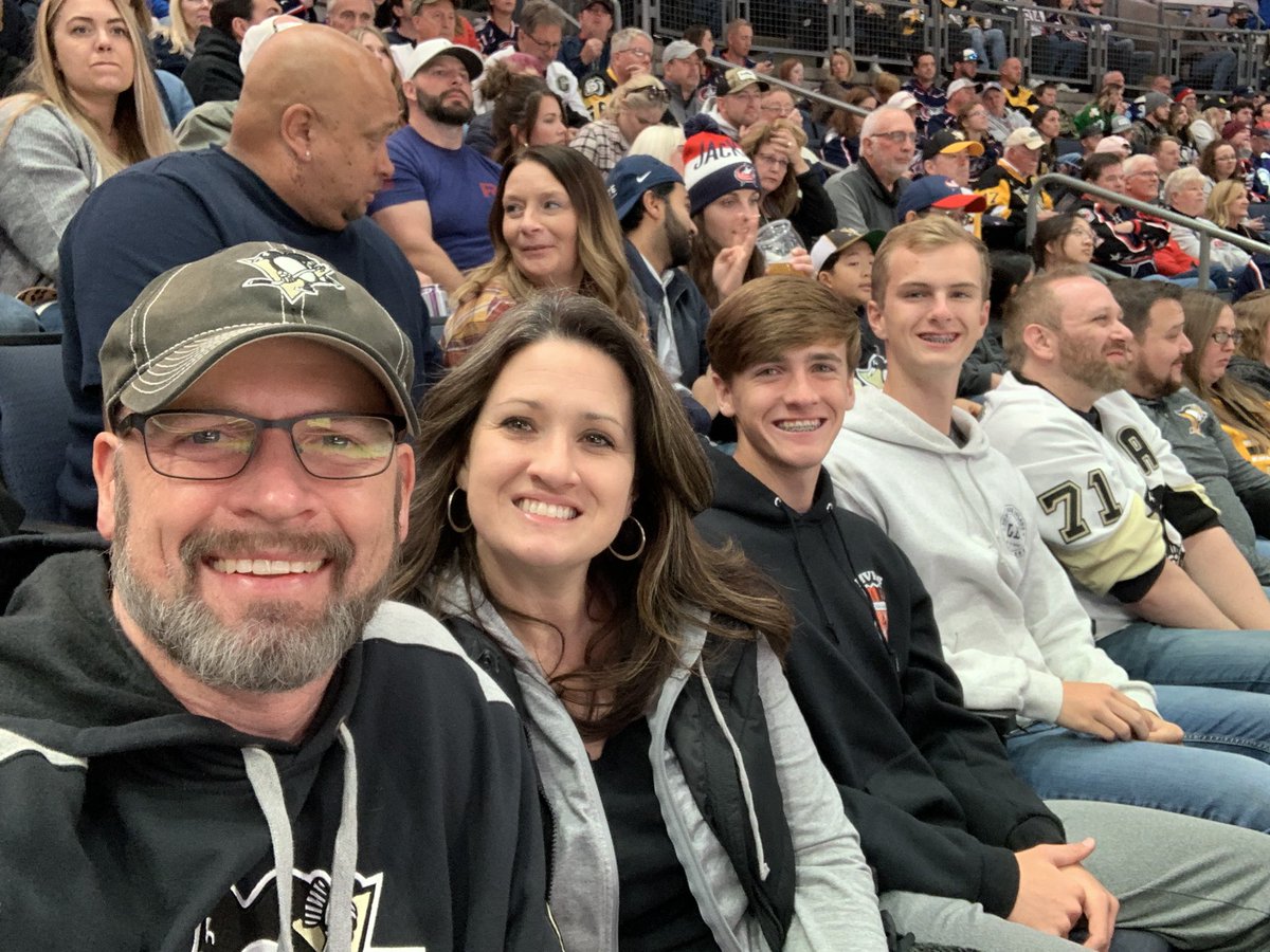 dubusky's tweet photo. Need a quick goal to get this 2nd period comeback started #doneitbefore #letsgopens @penguins https://t.co/1UmcxylimH