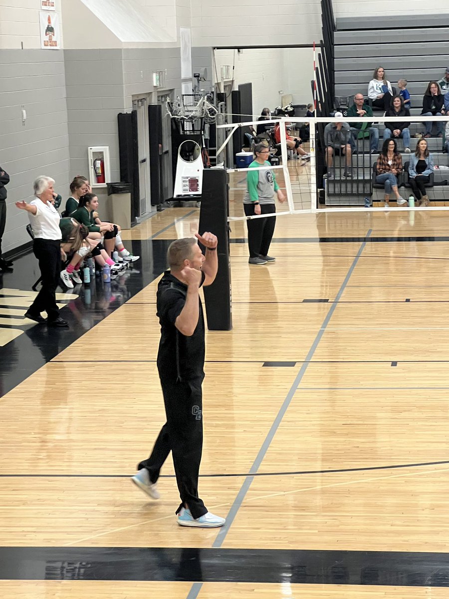 nlyurek2's tweet photo. Freshman A End of Year Champions!!! Record of 20-4 overall, 1st time ever in VB history taking the Championship .
Very talented/hard working Class! So proud! #EastHighVB❤️Loved the Support Today! https://t.co/9PaWmz06Zi