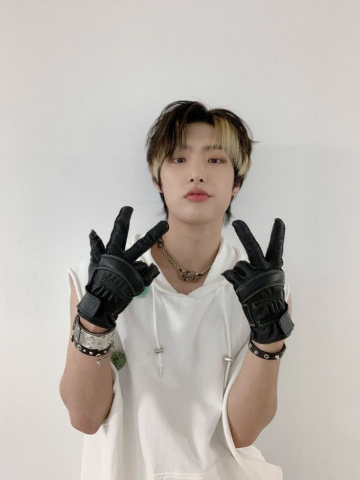 dizzyallday2's tweet photo. @Wooyooateez SONG MINGI!!!🤭🥴 https://t.co/tNveGArL5x