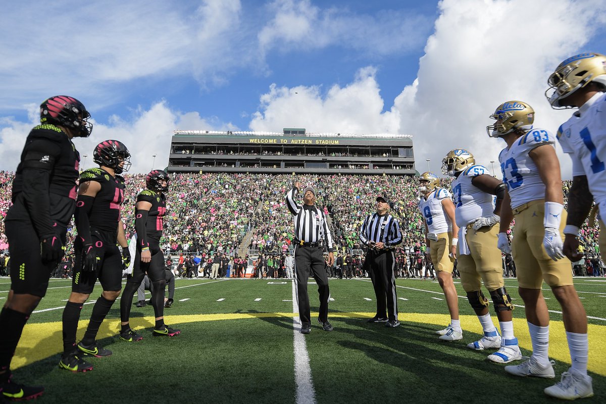 #10 Oregon Ducks upset the #9 UCLA Bruins 45-30 at Autzen Stadium on October 22, 2022.