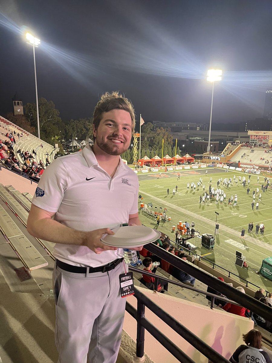 ChasingSnyder's tweet photo. Two games. Two levels. 24 hours. From Bowling Green, KY to Cypress, TX. Thanks to @Texan_Live, @dctf, and @alexdelbarrio for allowing me to do what I love. Watch Cy Falls/Cy Springs right now on https://t.co/PFMb9yQ2qo https://t.co/v2rCc1FiLn