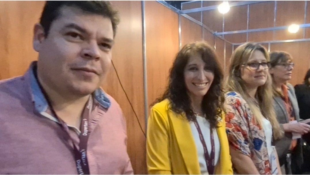 NeivaMaciel_doc's tweet photo. #SAC2 Detrás del Escenario ❤🙌
Gracias por haber sido parte !!
@PabloStutzbach @Baratta_Sergio
@TinariBelen
@baglioni_marina @cecimarpegan
@rochifromthesky @ESodor @hap_Andrea @judithackerman
@MarianaCarnevalini @karenmaiaw
@marianoestofan @marioprincipat1
@SilvinaVerdugo https://t.co/euURsAP882