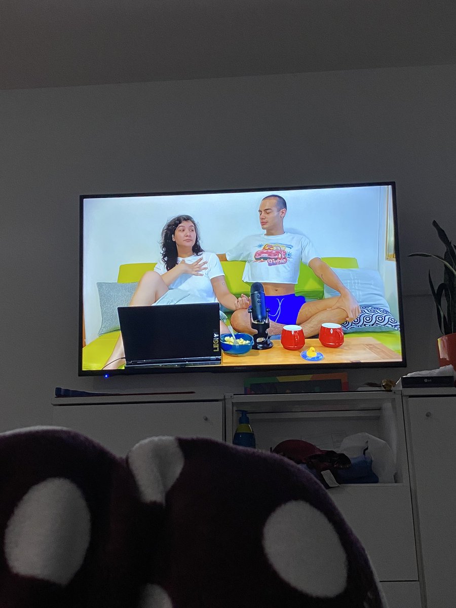 RAMSESHATEM's tweet image. Viendo el podcast de las patronas @esneisser @JasyDelRey 💚💛🧡❤️