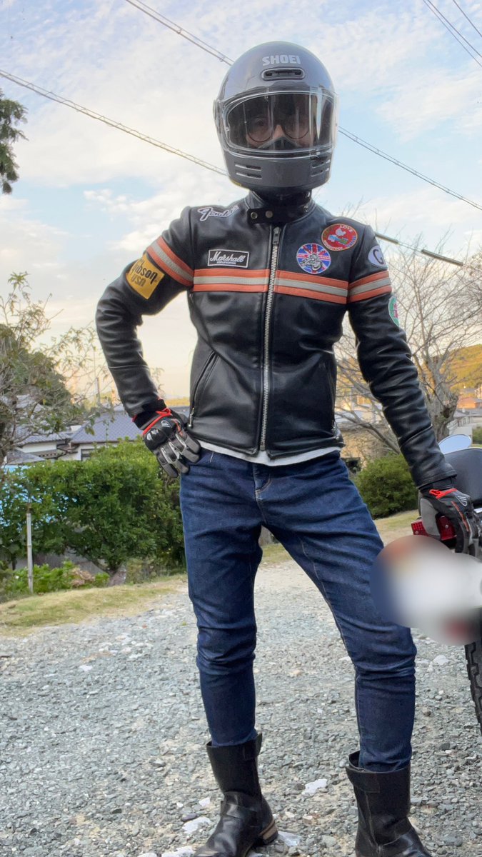 worldhappy's tweet photo. 今が一番、バイクにお気に入りの服で走れるいい季節。
Tシャツに革ジャンで走れる短い季節を、全力で楽しまなくては。
#gb #honda #gb250 #gb250クラブマン #バイク乗りと繋がりたい #バイク好きと繋がりたい #lighthousetourer #camerider https://t.co/y4ZBOciBLD