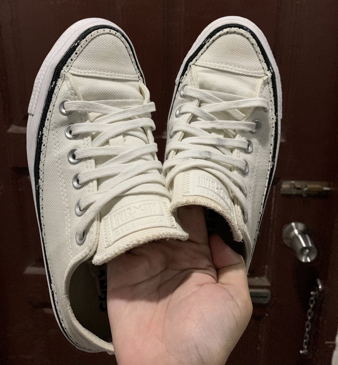 dedokidude's tweet photo. converse all star trail to cove size 39 (24.5) สีครีม แท้จากช็อป 420 รวมส่ง สภาพใหม่กว่าในรูป #ส่งต่อเสื้อผ้า #ส่งต่อเสื้อผ้ามือสอง #เสื้อผ้ามือสอง #ส่งต่อรองเท้ามือสอง #รองเท้ามือสอง #converse #ส่งต่อรองเท้า #converseth #ส่งต่อconverse #ส่งต่อรองเท้าผ้าใบ #รองเท้ามือสองของแท้ https://t.co/QZC2blebT9