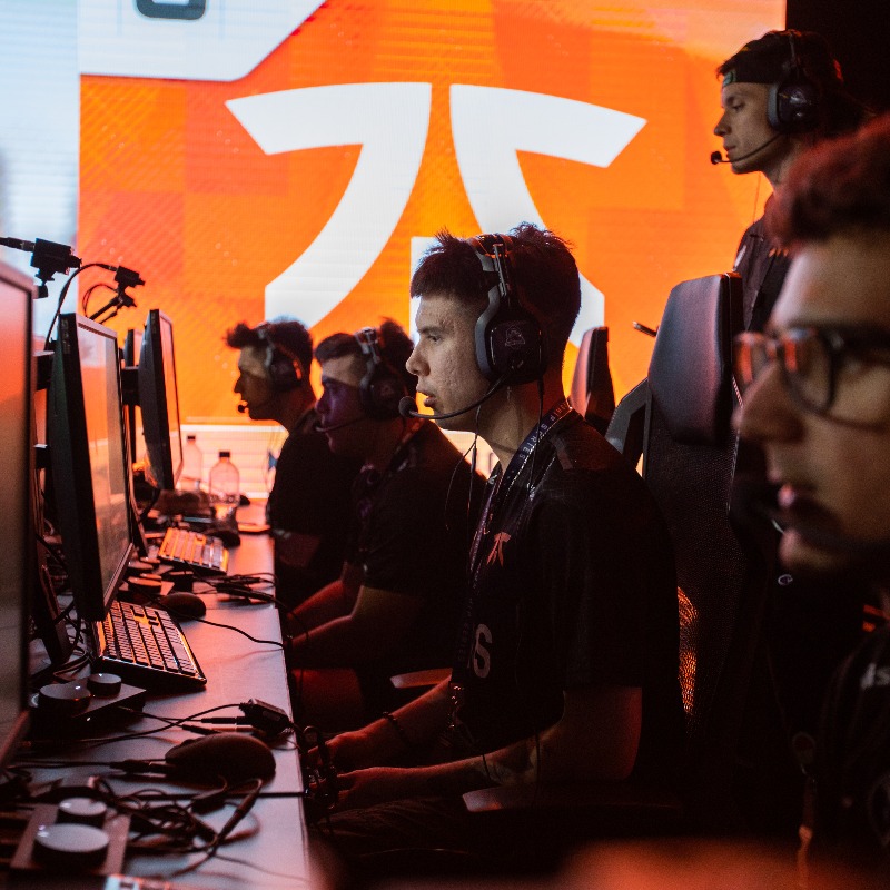 FNATIC's tweet photo. Another battle for survival in Seattle as we return to the #HaloWC.

A ticket to Championship Sunday on the line, or a ticket home. Let's get it. Live now vs Oxygen Gaming: