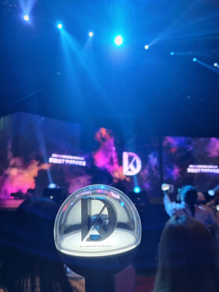 kimkangssi's tweet photo. 191019 #ColorOnMeManila
221022 #FirstParadeInManila
231023 π€
#KANGDANIEL #KangDanielInManila https://t.co/opETeVATG8