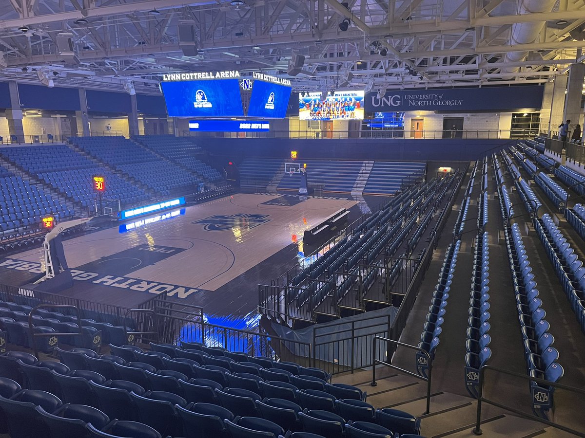 So thankful for this opportunity from <a href="/CoachEvans_UNG/">Coach Dan Evans</a> @ABlake1310 and <a href="/Ben_Casanova25/">Ben Casanova</a>!! Looking forward to a great season! <a href="/UNGMBB/">UNG Men's Basketball</a>