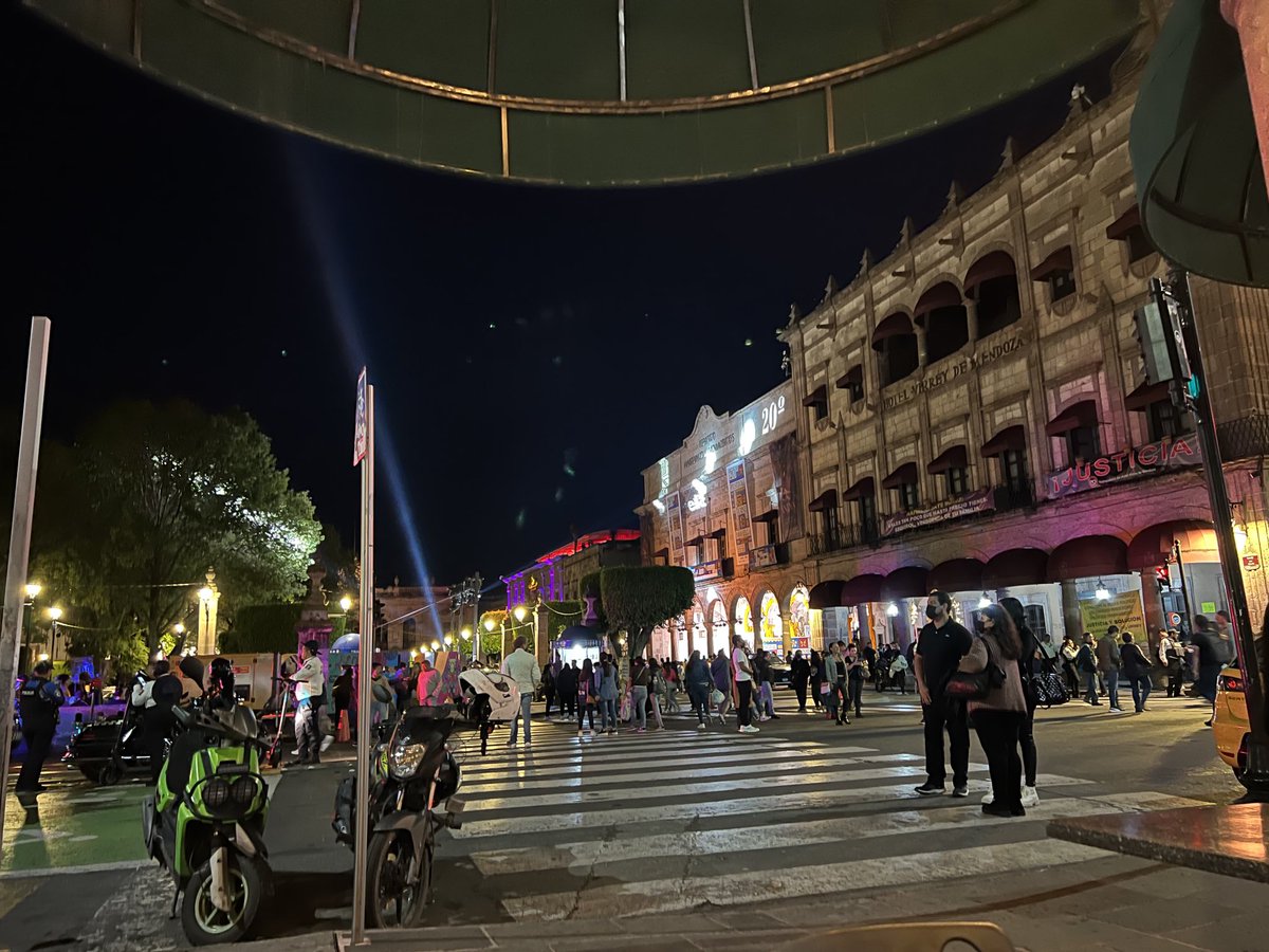 InfutMorelia's tweet photo. Morelia y su festival de cine al 100% @Ficm #Ficm https://t.co/eGGqlQatn7