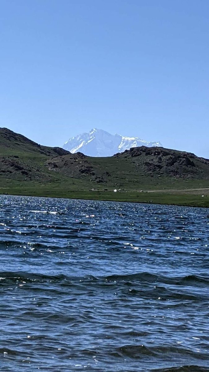PakinJeddah's tweet photo. Nanga Parbat, Sheosar lake and Deosai in one frame
#Pakistan
#pakinjeddah
#BeautifulPakistan
#Sheosar
#SheosarLake
#Deosai https://t.co/H6fRxzfFZi