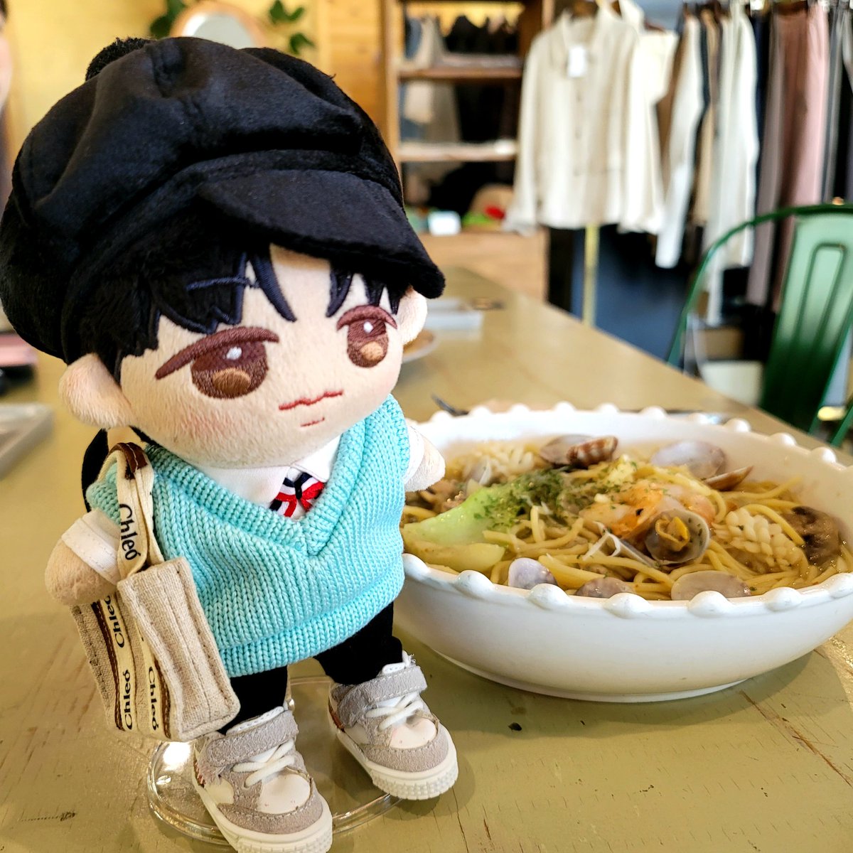 #형원인형

맛난거 맛난거 촵촵촵촵!!