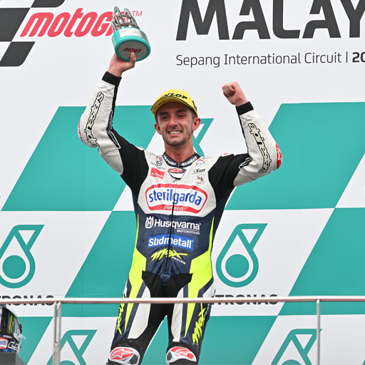 Max_Racing_Team's tweet photo. Race of #MalaysianGP
.
🅿️1️⃣  @johnmcp17 – Best Lap 2'13.273⏱️
🅿️2️⃣  @AyumuSasaki1 – Gap + 0.048 – Best Lap 2'12.671 ⏱️
.
#HusqvarnaMotorcycles #FR250GP #Sterilgarda #Moto3 #MotoGP #AS71 #AyumuSasaki #JohnMcPhee #MaxBiaggi #MaxRacingTeam https://t.co/ZHS3nBSJeo