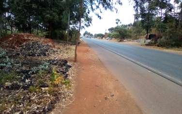 laharion's tweet photo. • 2 Acre Land Fronting Northern Bypass
• Offers Huge Subdivision Potential 
• Rectangular Red Soil Flat Plot
• Freehold Interest Title
• Price — KES. 225,000,000
• SMKR\Oct https://t.co/t3VRoVrDpr https://t.co/LTIbi5mnlK
