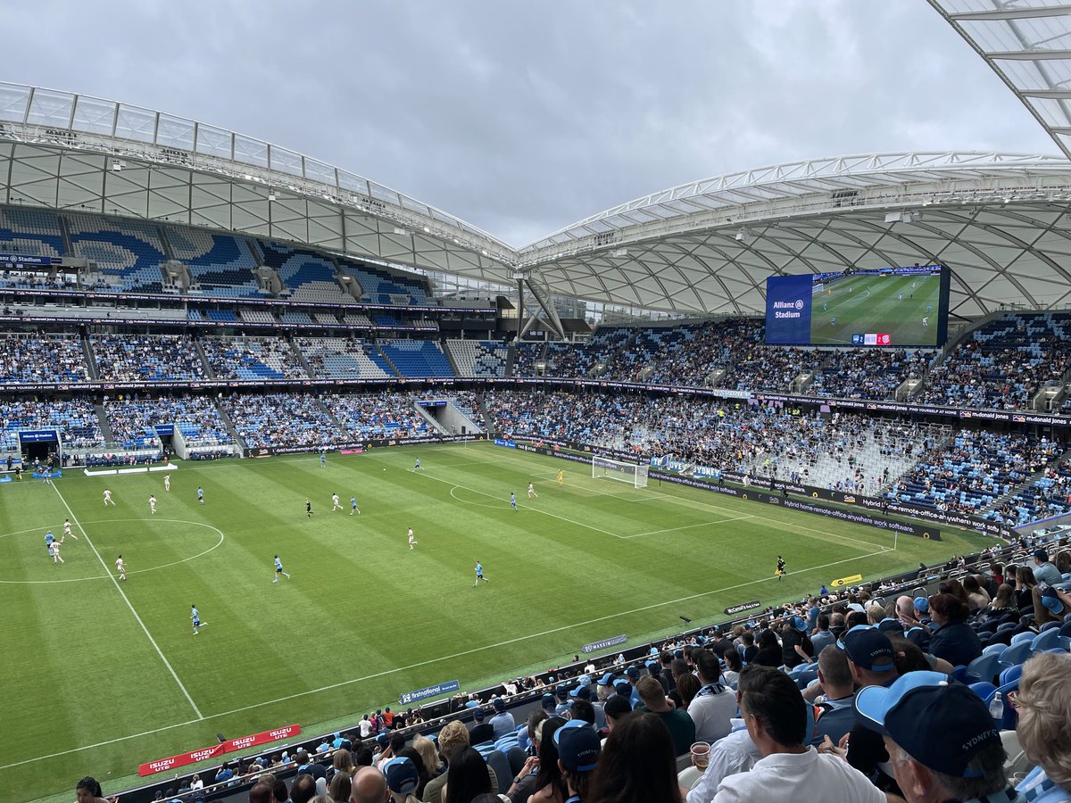 ChloeAmandaB's tweet photo. T’was a fine day for a football match! @SydneyFC @aleaguemen #SYDvADE https://t.co/XtP9gJl1fk