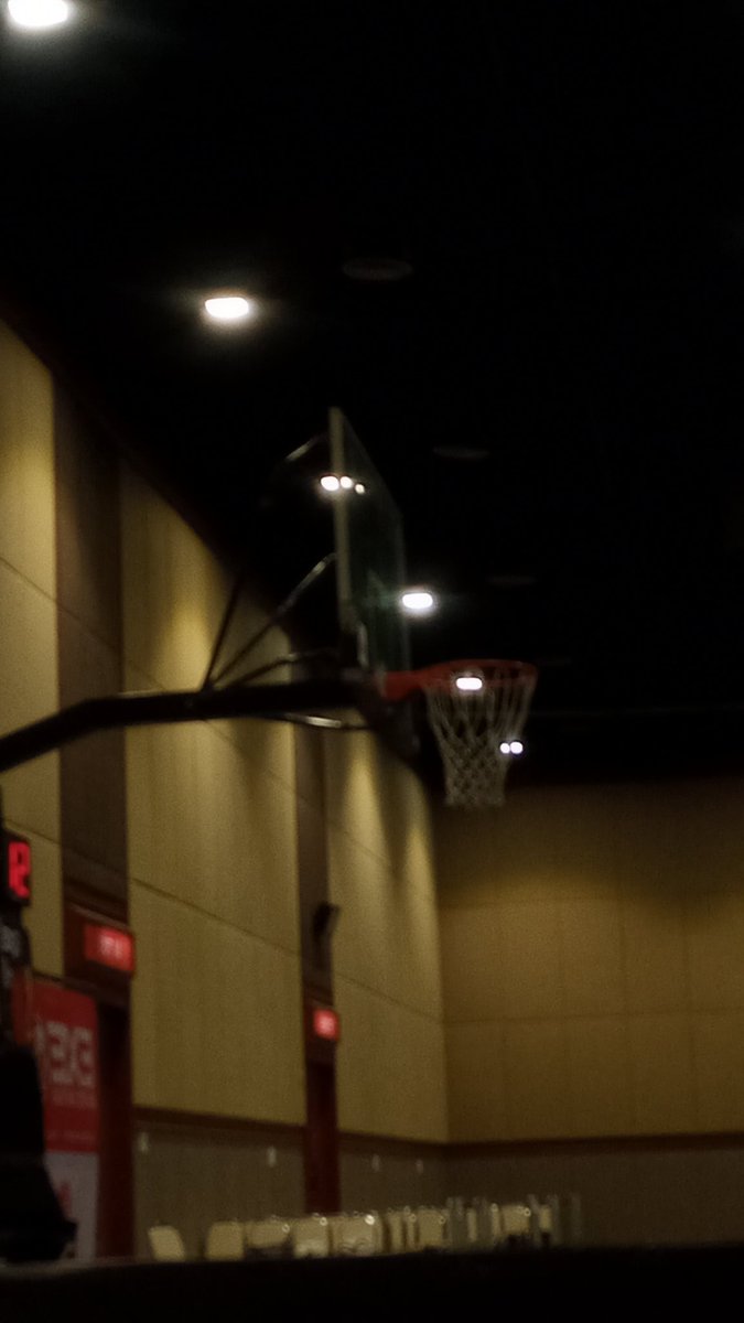 🏀