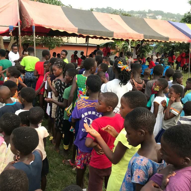 Maximumjoy_FD's tweet photo. 💃 💃 💃 ALAJO GET READY!!!
December 25th 
Fun For Kids 2022

To partner or support us kindly call +233594884711 or +233595058784

SEND CASH DONATIONS TO: Mobile money number: 0559257964 or Merchant Id: 592898 
#Cedi #BlackAdamMovie
#Charity #Ngo #KenOfori https://t.co/VkpeDDM7Z7