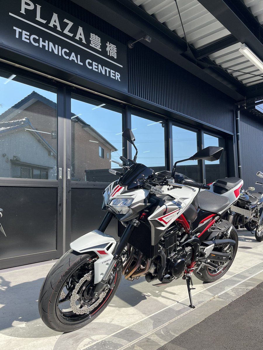 MotoHobbyAcct's tweet photo. プラザの試乗会で、Z900とninja400に試乗。いつもと違うバイクに乗るのも楽しいわ✨
H2SXも試乗できたけど、重くて神経使うのでパスw https://t.co/3HEFHOhFIi