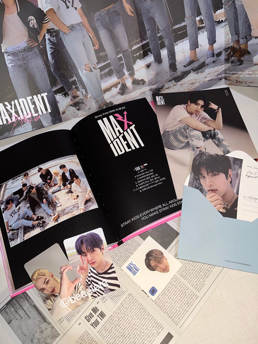 beaaleta's tweet photo. Mga inuwi kong oppa 🥰 @Stray_Kids @offclASTRO
#MAXIDENT #starryroad #StrayKidsComeback #astro https://t.co/8XBtAl9qSG