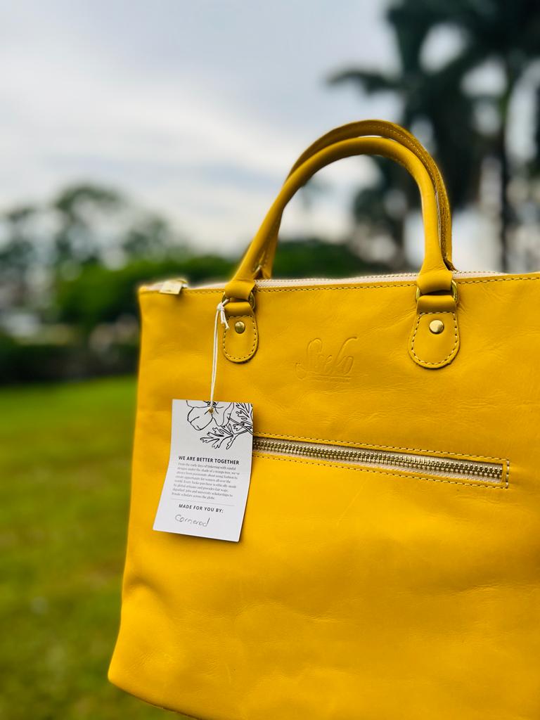 Eve Zalwango #TheCarpenter #FundiWomen tweet media