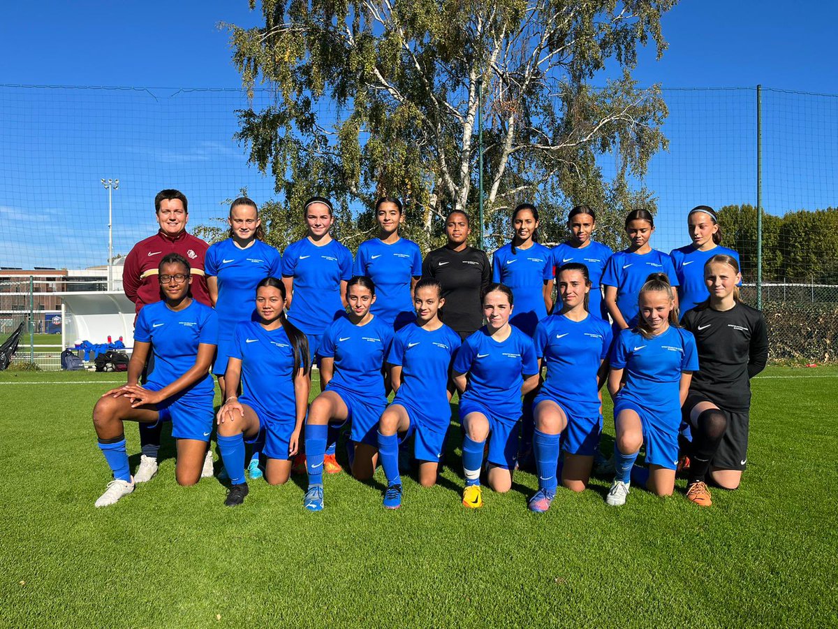 Interdistricts U15F - Carton plein…
L’équipe B U15F du #DLR69 a parfaitement réussi son entrée en lice hier lors du rassemblement triangulaire Interdistricts U15F avec deux victoire face à la Drôme-Ardeche (1-0, Mansouri) avant d’en faire de même face à l’Allier (1-0, Perrot).