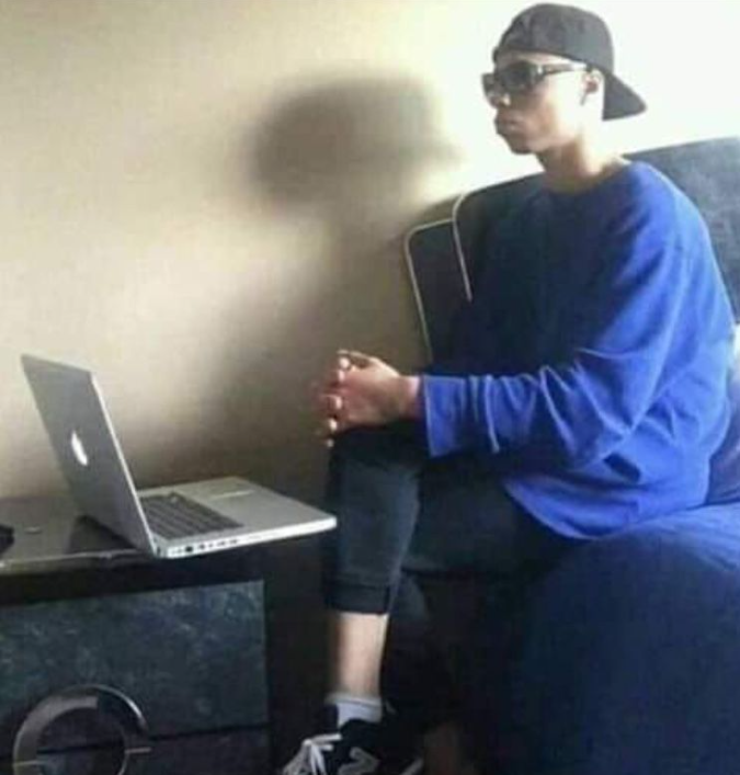 parmeramilgrau's tweet photo. Eu esperando o anúncio da renovação com contrato vitalício do Dudu https://t.co/SsFaY5OjE7